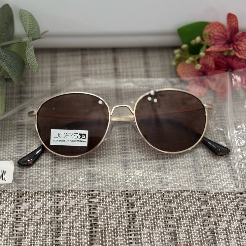 Joe's Tortoise Shell SunGlasses - Picture 11 of 12